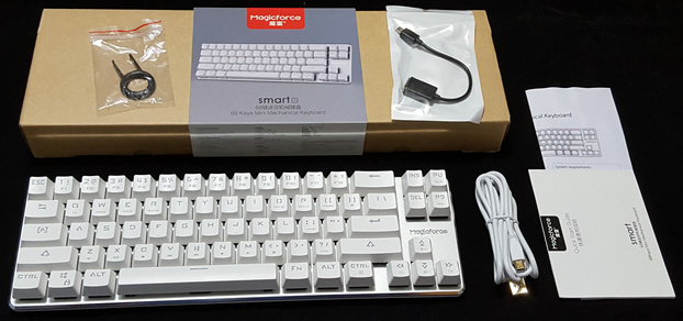 Box, packaging and accessories.
