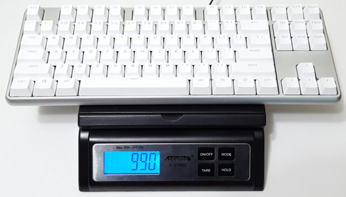 Weighing MK02 aluminum keyboard on scale